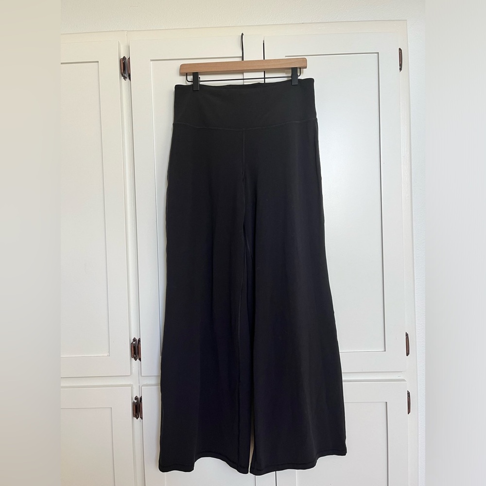 Athleta wide leg leggings